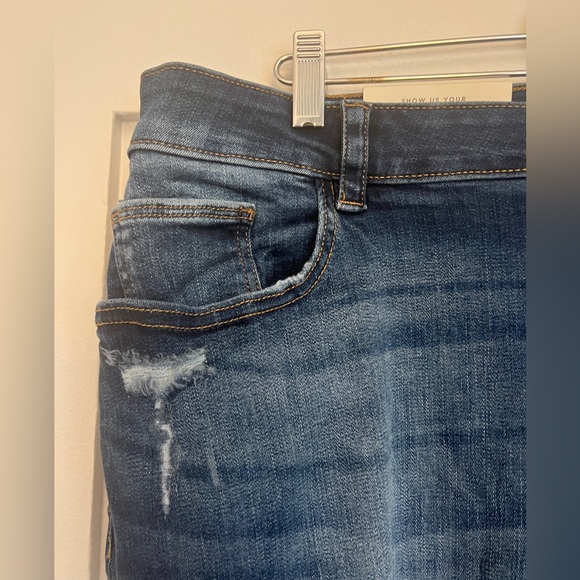 BNWT Instasculpt Skinny Jeans by DL1961 - Picture 4 of 5